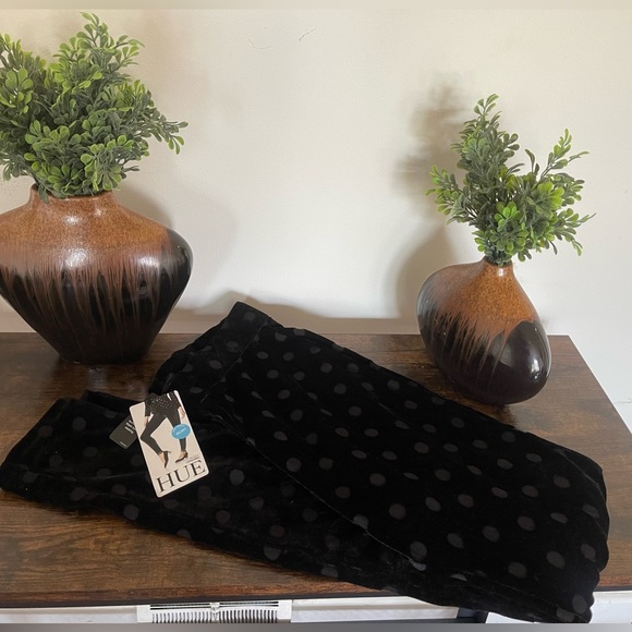 HUE Velvet Polka Dot Black Leggings - Picture 2 of 2